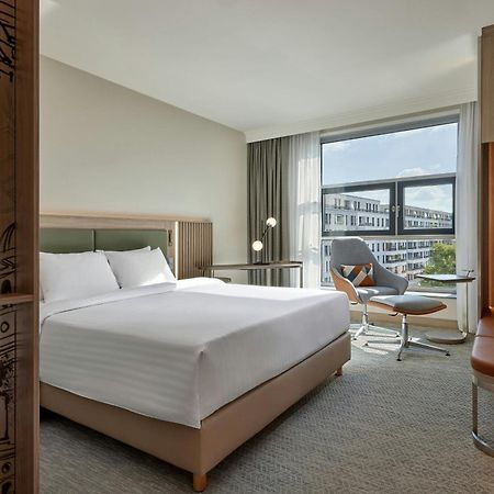 Courtyard By Marriott Berlin City Center Exterior photo