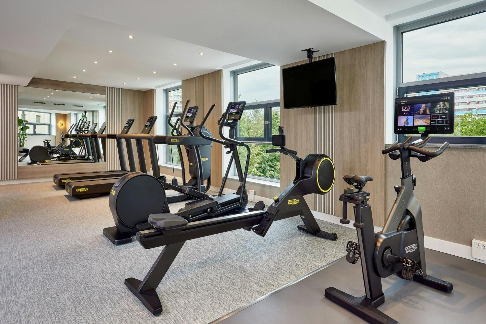 Courtyard By Marriott Berlin City Center Exterior photo