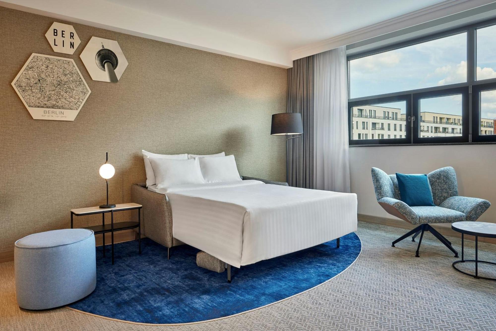 Courtyard By Marriott Berlin City Center Exterior photo